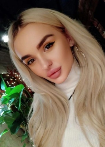 Ксения, Г. Лодейное Поле